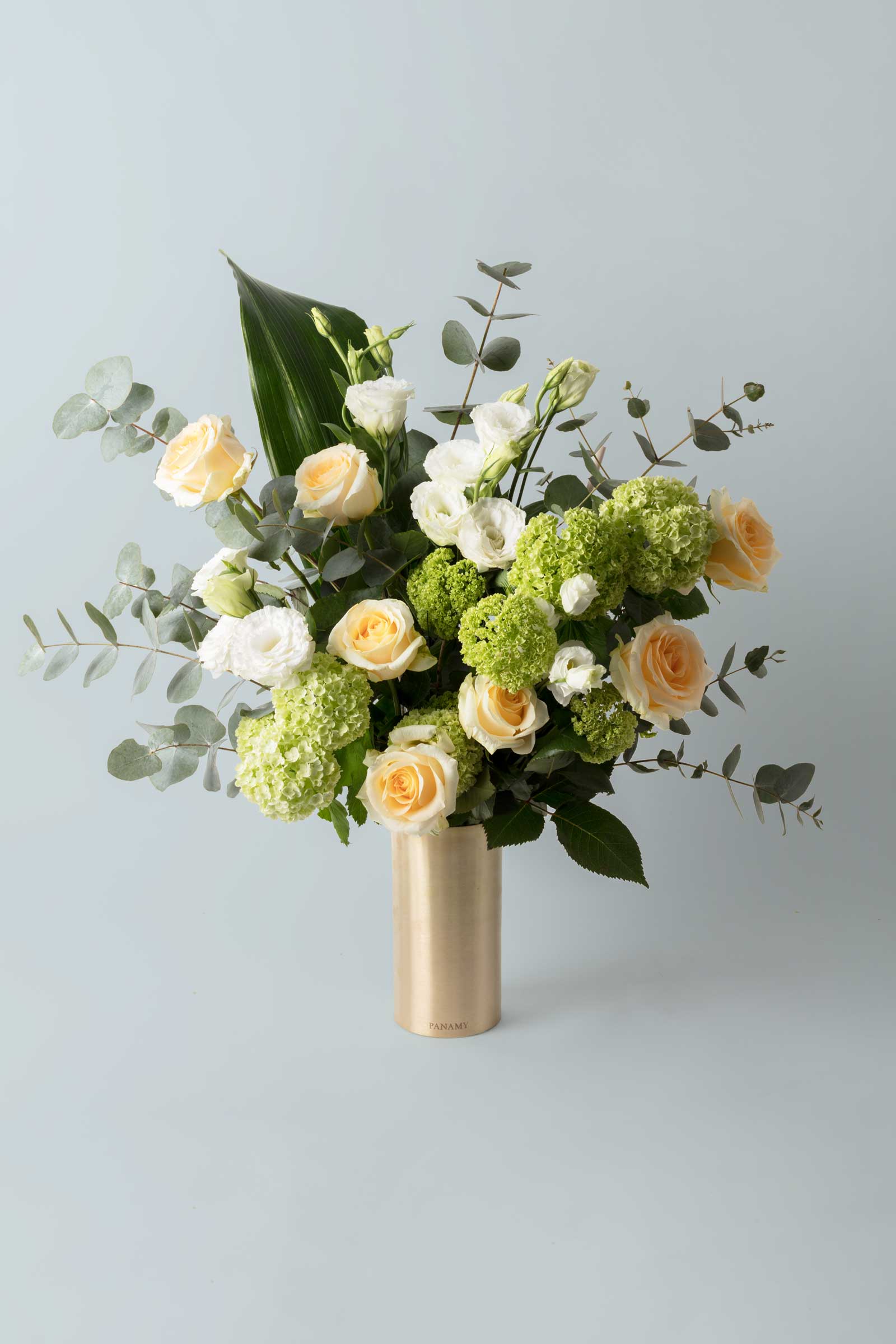 L'Orelio - with Vase - Bouquet - Flowerbag Collection - PANAMY Flowers Switzerland